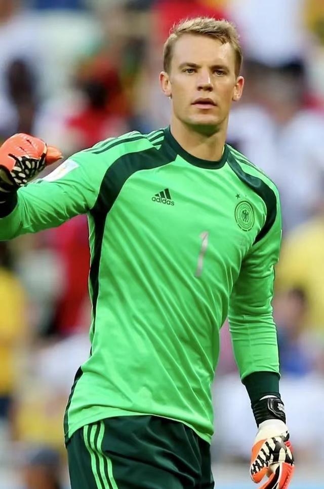  转会期武汉三镇刷新队史纪录——德国杯节点到来，话题不断，医务组通报恢复-金年会共享体育平台