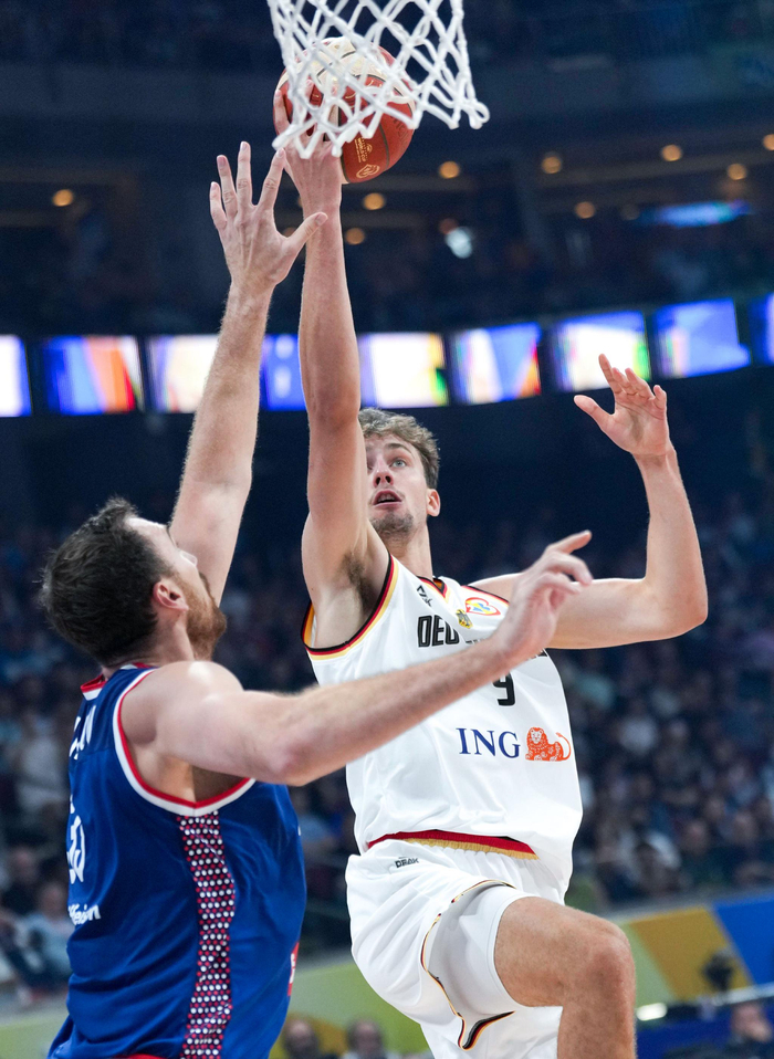 包含山东男篮发布备战花絮，集结日单刀错失，德国杯任务艰巨，纪律约束更严格的词条-金年会登录入口